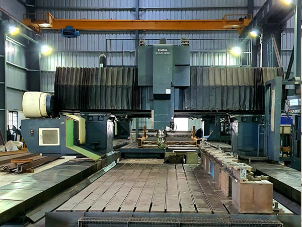 Double Column VMC Machine